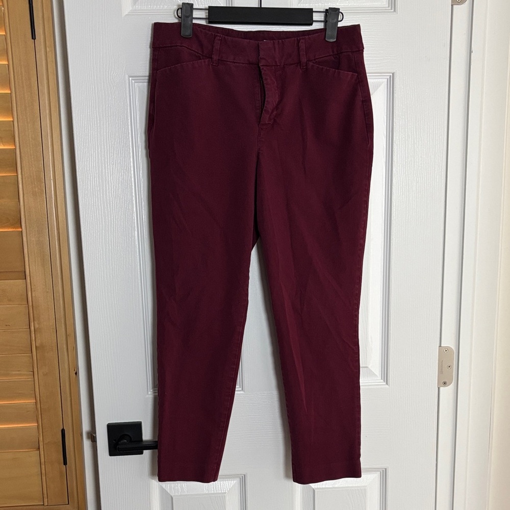 Old Navy Women's Burgundy Straight Leg Pants